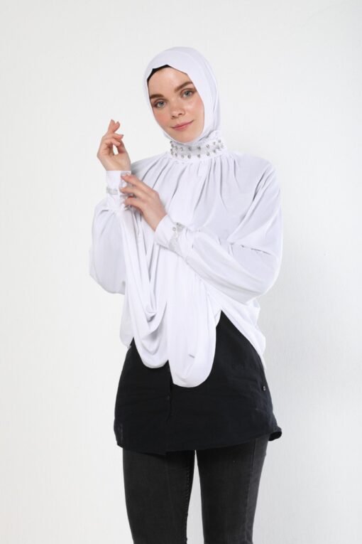 Lux Sandy Pearl Hijab 2