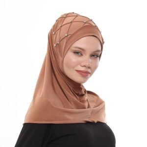 Hijab mit Kristallhaube