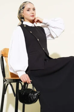 Cross-Button Vest Skirt Set Black