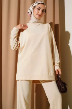 Alternative view of Emblem Detailed Basic Two-Piece Set Beige