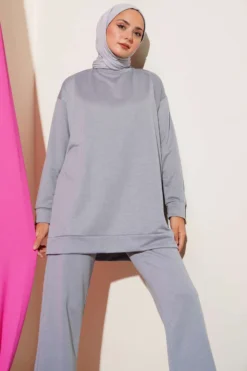 Alternative view of Emblem Detailed Basic Two-Piece Set Grey