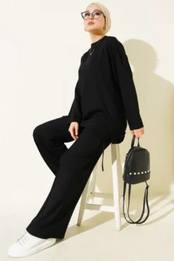 Asymmetric Cut Bike Neck Two-Piece Set Black