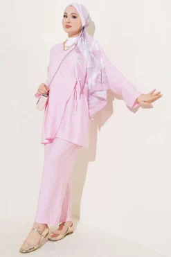 Alternative view of Asymmetric Side Tie Two-Piece Set Pink