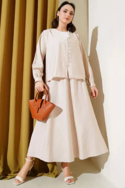 Brit Buttoned Skirted Two-Piece Set Beige en gros clothing set - Hicabistan usine Turquie