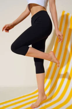 Vista alternativa di Capri Mayo Leggings Black