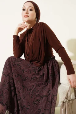 Alternative view of Draped Collar Patterned Two-Piece Set Brown