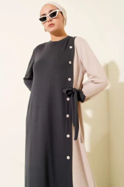 Buttoned Side Tied Crew Neck Dress en gros dress view 2 - Hicabistan usine Turquie