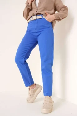 Straight Boyfriend Open Denim Pants