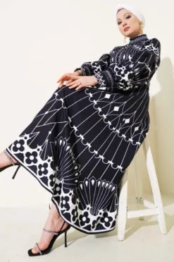 Alternative view of Patterned Balloon Sleeve Long Button Mini Dress Black