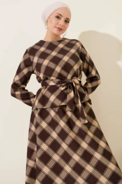 Alternative view of Checkered Pattern Blouse and Skirt Set Brown