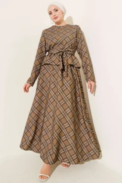 Checkered Pattern Blouse and Skirt Set