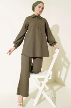 KHAKI