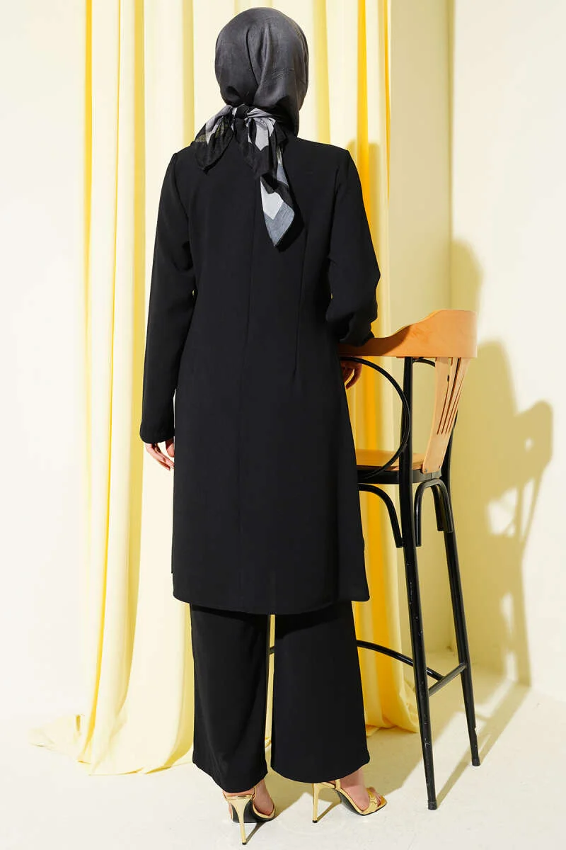 Two-Piece Set with Gold Accessories and Ties Black - Image 3