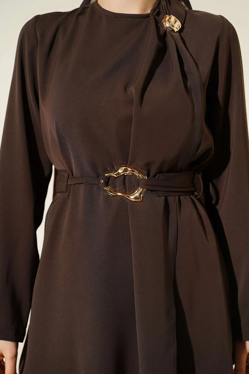 Belted Two-Piece Set with Gold Accents Brown groothandel clothing set view 4 - Hicabistan Turkije fabriek