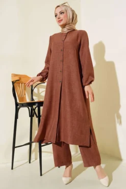 Alternative view of Buttoned Collar Two-Piece Set Brown