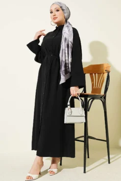 Buttoned Dress with Drawstring Detail Black groothandel dress view 2 - Hicabistan Turkije fabriek