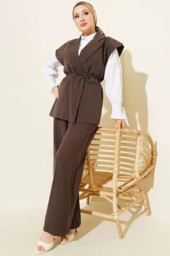 Alternative view of Belted Vest Set Brown