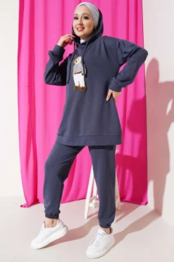 Alternative view of Three-Piece Bear Print Two-Piece Set