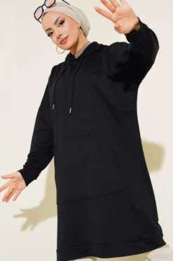 Vue alternative de Hooded Tunic Black