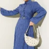 Belted Floral Embroidered Button Dress Indigo بالجملة dress view 2 - Hicabistan مصنع تركيا