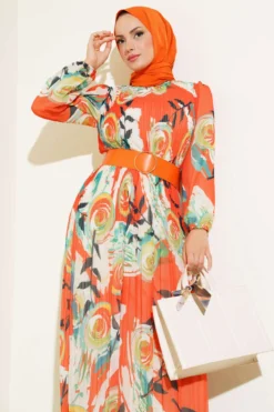 Vista alternativa di Belted Pleated Chiffon Dress Orange