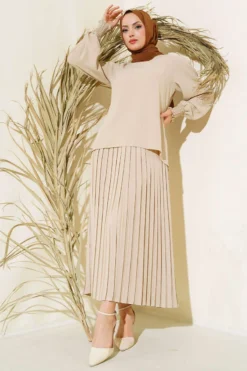 Stone-Embellished Crepe Set Beige