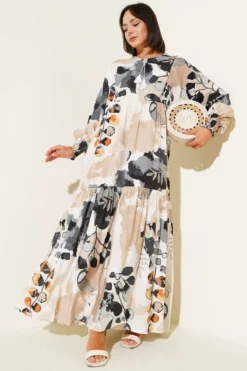 Dress with Elastic Sleeves