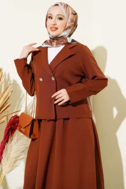 Alternative view of Blazer Skirt Set Brown