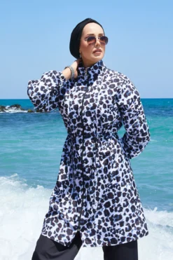 منظر بديل لـ Leopard High-Waisted Modest Swimsuit Black
