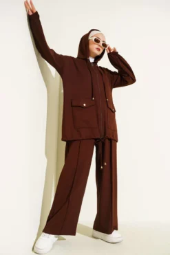 Hooded Two-Piece Set with Zipper and Pockets Brown