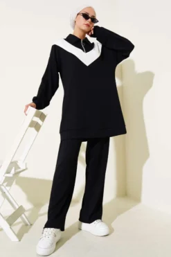 Zipped V Stripe Two-Piece Set Black بالجملة clothing set view 2 - Hicabistan مصنع تركيا