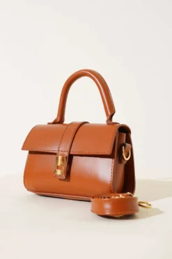 Magnetic Handbag Tan