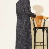Dress with Ruffled Detail and Polka Dots Black al por mayor dress view 3 - Hicabistan fábrica Turquía