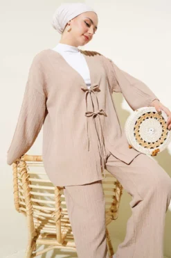 Alternative view of Front Tied Crinkled Two-Piece Set