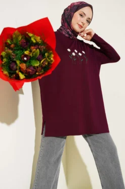 Embroidered Daisy Tunic Plum