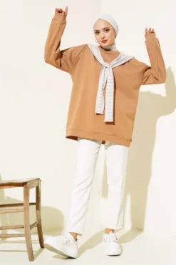Vista alternativa di Shoulder Scarf Tunic