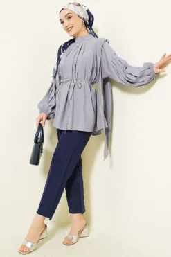 Alternative Ansicht von Shoulder Bow Loose Tunic Grey