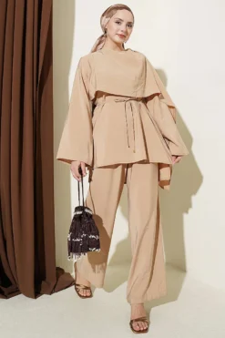 Shoulder Cape Modal Two-Piece Set Beige