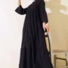 Daisy Embroidered Dress Black