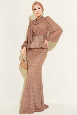 Shiny Sequin Detailed Evening Two-Piece Set Brown