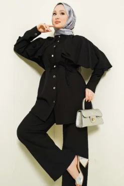 Cape with Gold Button Set Black