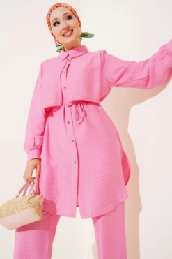 Alternative view of Cloak with Tie Two-Piece Set Pink
