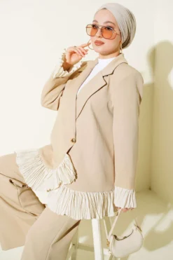 Alternative view of Pleated Detail Double Set Beige
