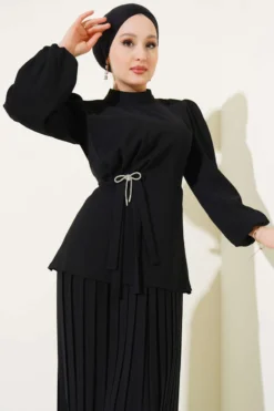 Alternative view of Pleated Skirt Tunic Set Black