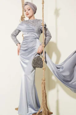 Sequined Detail Train Evening Dress Grey groothandel dress - Hicabistan Turkije fabriek