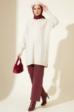 Vue alternative de Knitted Textured Soft Knit Tunic Stone