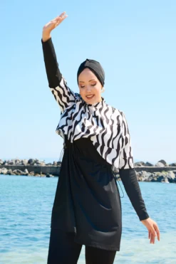 منظر بديل لـ Printed Modest Swimwear with Top Cover White