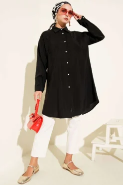 Vista alternativa di Long Tunic with Stone Buttons Black