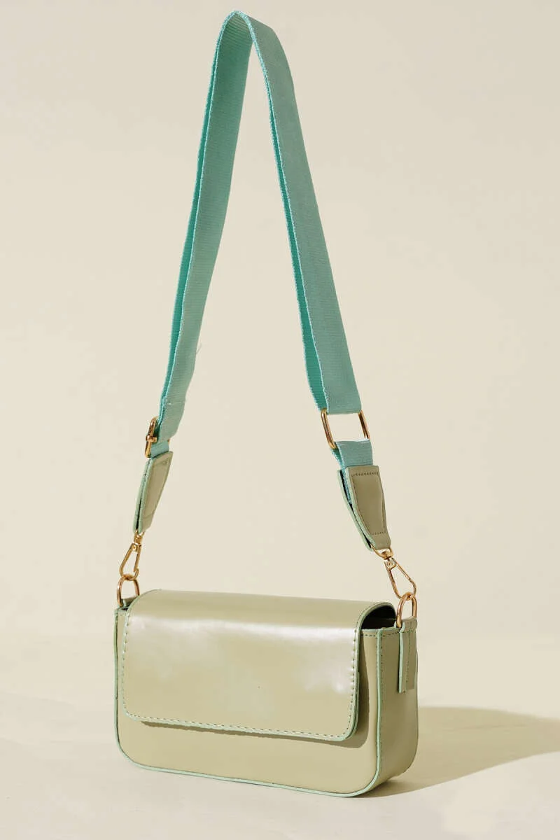 Single-Eyed Magnetic Shoulder Bag Mint Green