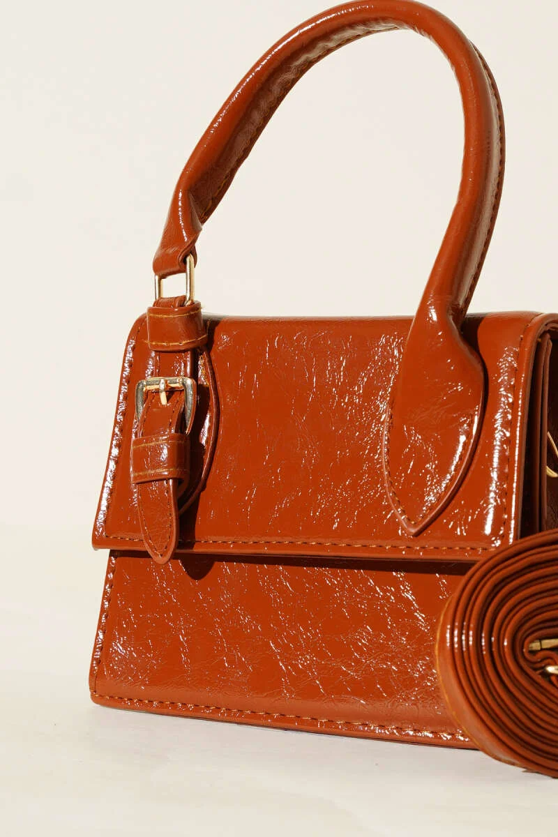 Single Belt Detail Patent Bag Tan - immagine 3